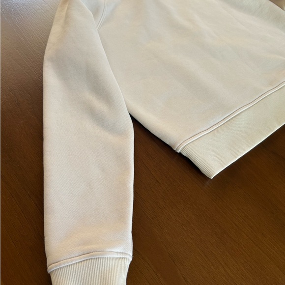 Women’s Vuori half zip sweater. Size small. Color cream - Picture 4 of 5